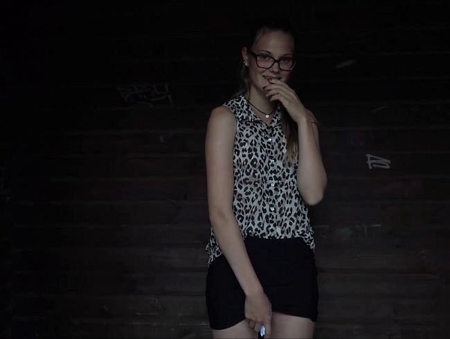 Bella Klein Porno Video: Oh mein Gott krasse!